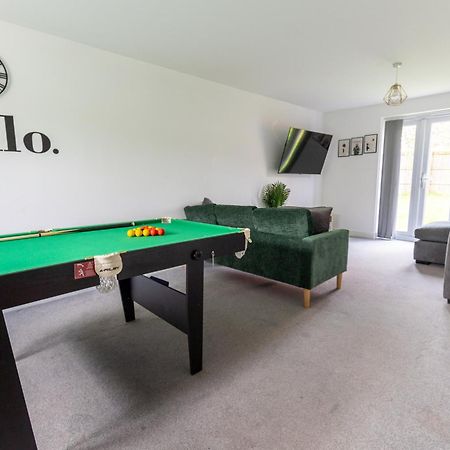 Spacious 4-Bedroom Home Near City Centre With Parking Nottingham Exterior photo