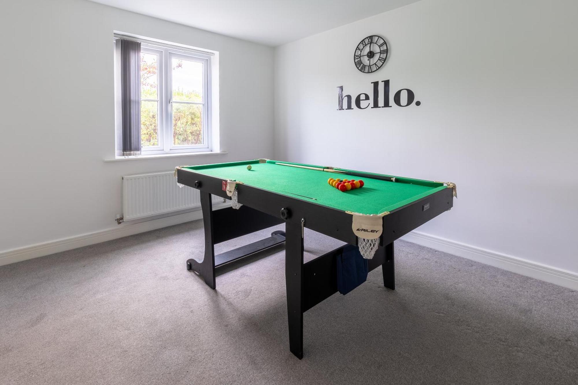 Spacious 4-Bedroom Home Near City Centre With Parking Nottingham Exterior photo